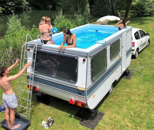 Piscines improvisées et insolites