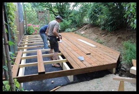 Comment Poser Une Terrasse Composite Sur Lambourdes Et Plots Terrasse Composite Terrasse Faite Maison Terrasse Bois Composite