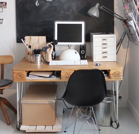 Faire un bureau en bois de palette, des modèles