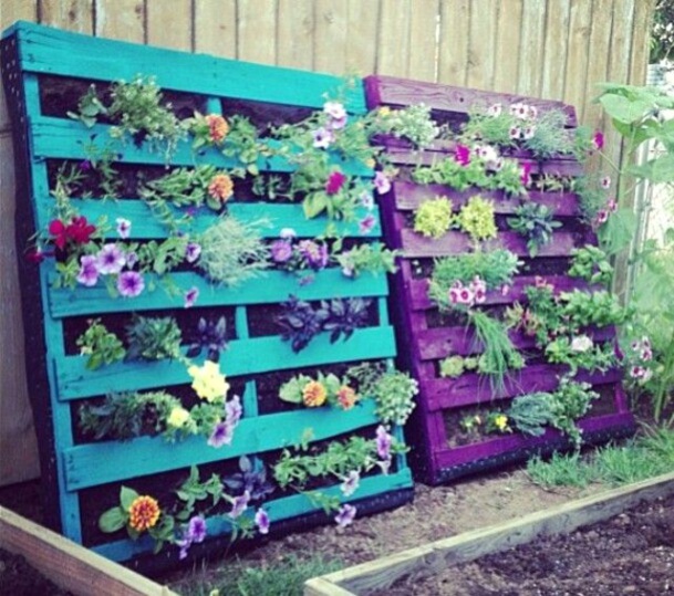 Recycler une palette en jardinière pour le jardin