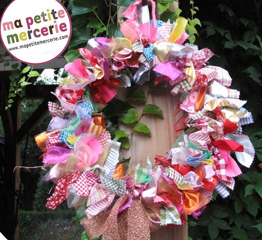 Tutos couronnes de Noël récup tissu Tutos couronnes de Noël récup tissu