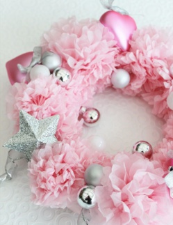 Tutos couronnes de Noël récup tissu Tutos couronnes de Noël récup tissu