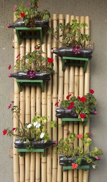 Jardinières en bouteille plastique, de la récup utile et économique ! Jardinières en bouteille plastique, de la récup utile et économique !