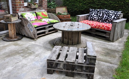 20 modèles de salons de jardin fabriqués en bois de palettes 20 modèles de salons de jardin fabriqués en bois de palettes