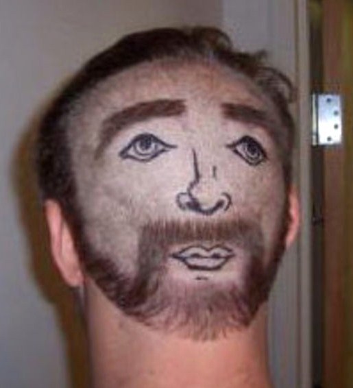 avoir un double visage ! avoir un double visage !