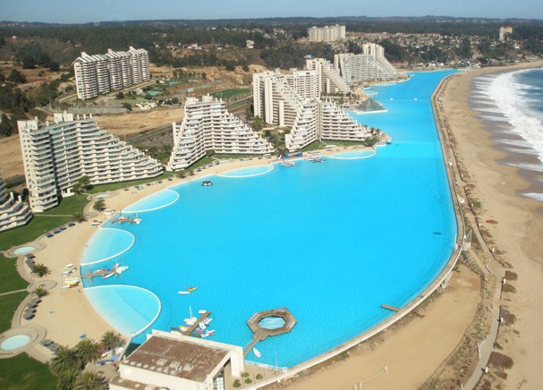 Piscines aux formes insolites et originales