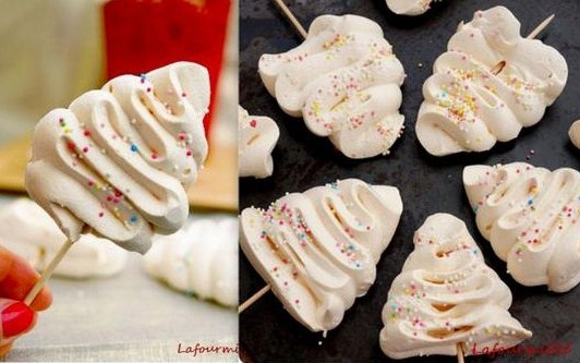 Faire des meringues de Noël