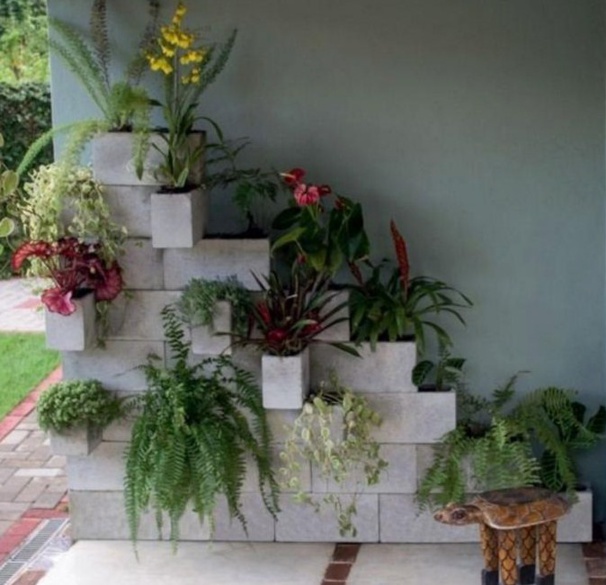 Quoi faire avec des parpaings, idées déco et bricolage Quoi faire avec des parpaings, idées déco et bricolage