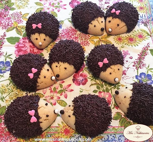 Biscuits et cupcakes hérissons