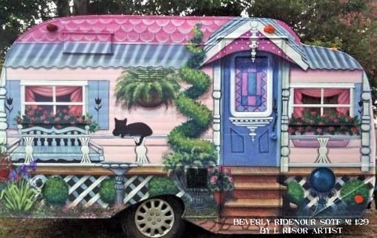 Jolies caravanes décorées peintures originales