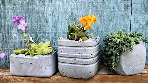 Faire des pots de fleurs en ciment, les tutos