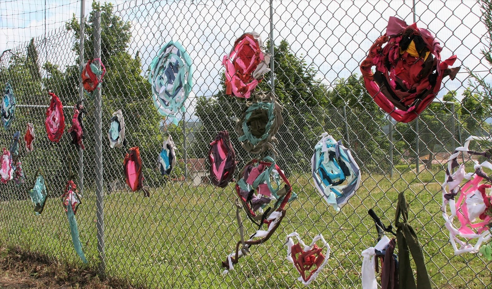 Décorez votre jardin en tissant votre grillage Décorez votre jardin en tissant votre grillage