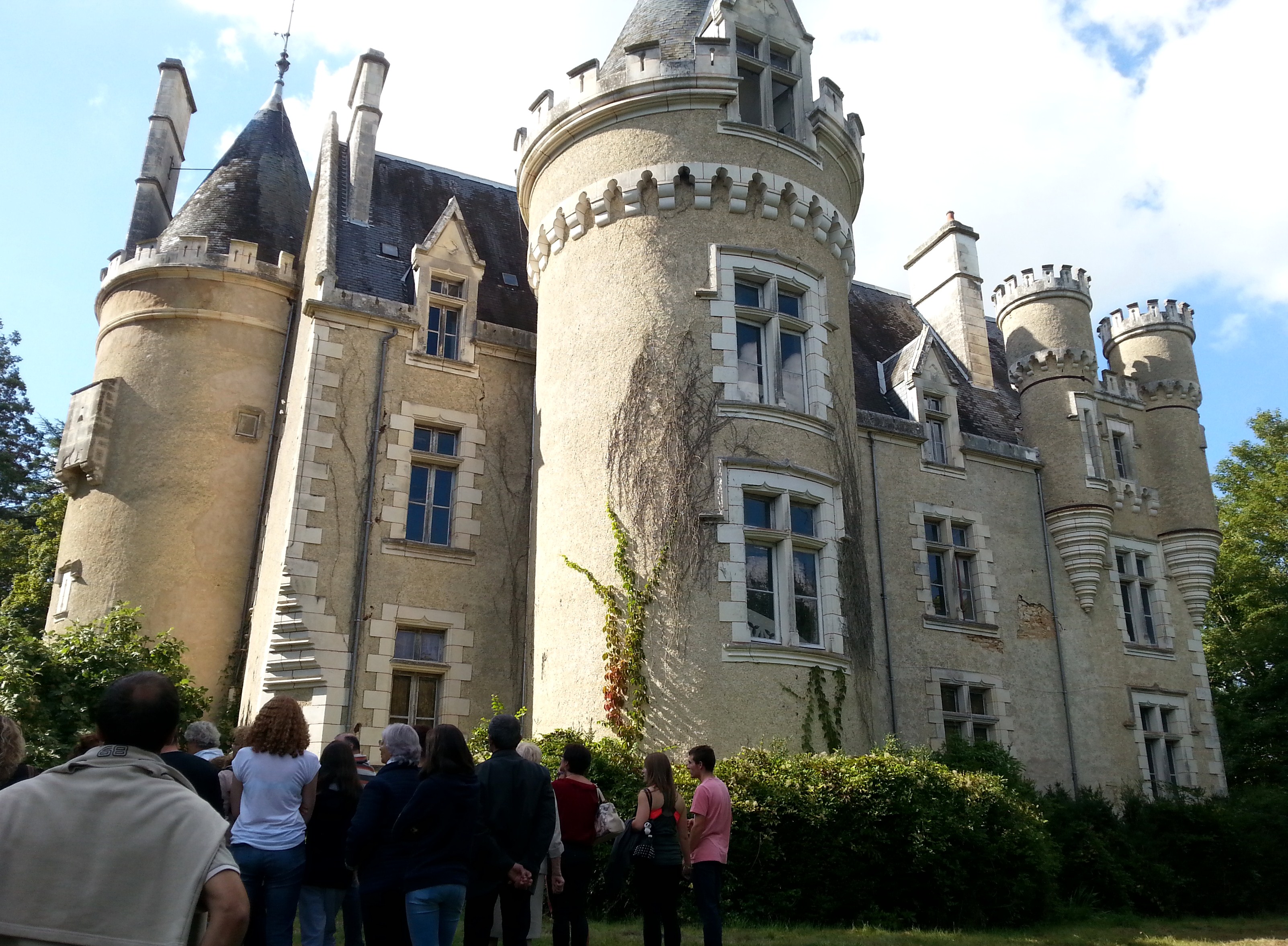 Visite et découverte du Château de Fougeret, pour les journées du patrimoine !