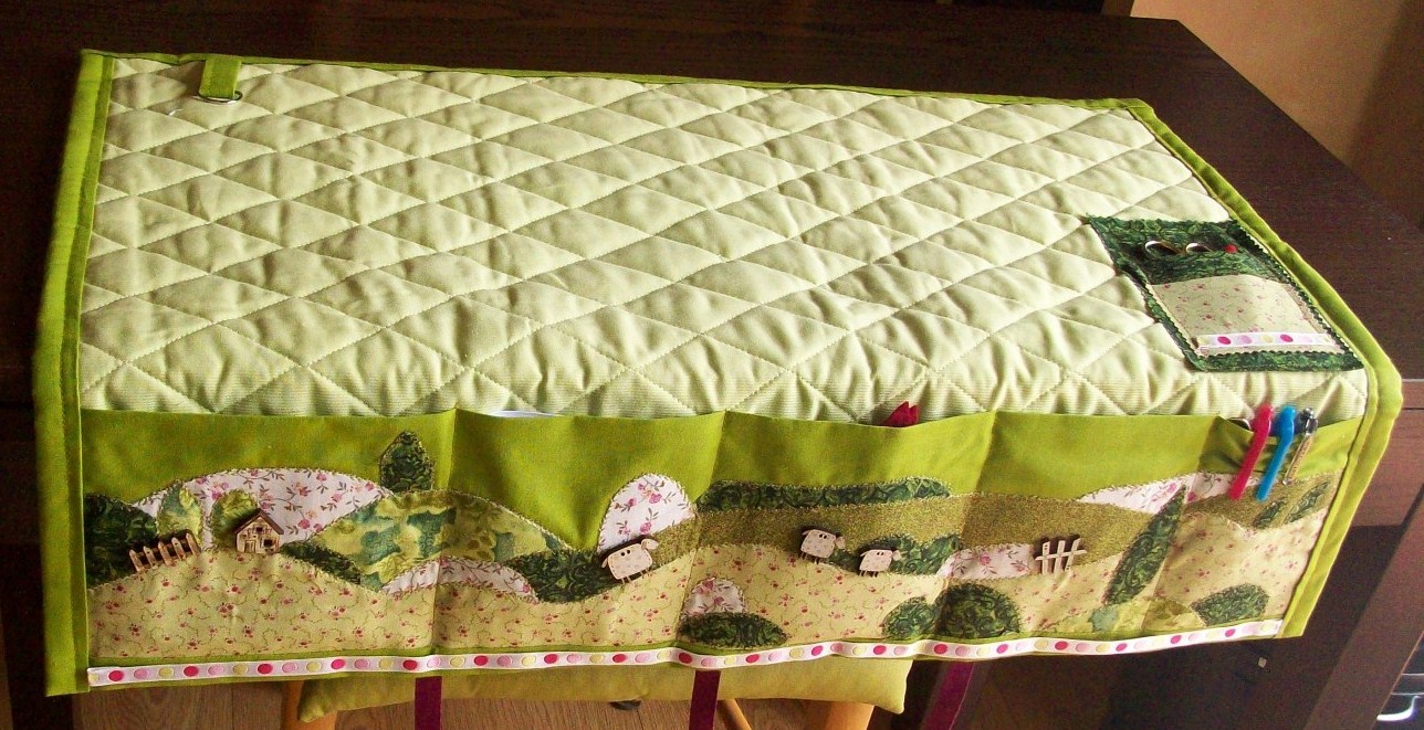 Faire un tapis pour machine à coudre, des modèles, des tutos Faire un tapis pour machine à coudre, des modèles, des tutos