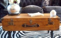 Transformer une valise en table basse !
