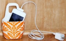 Faire un étui de protection pour téléphone portable en charge