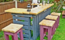 Modèles bars de jardin, réalisés en bois de palettes